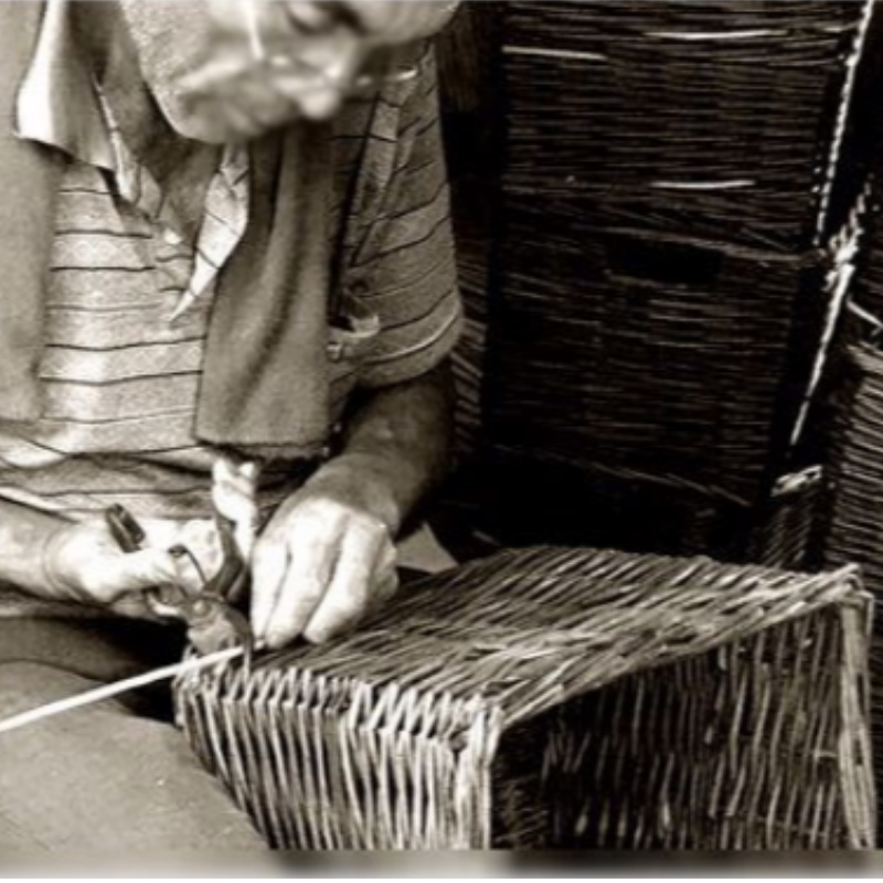 100% Hand Woven Craft